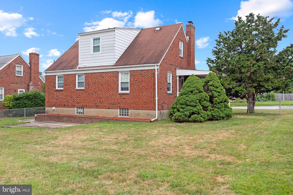 139 Sipple Ave