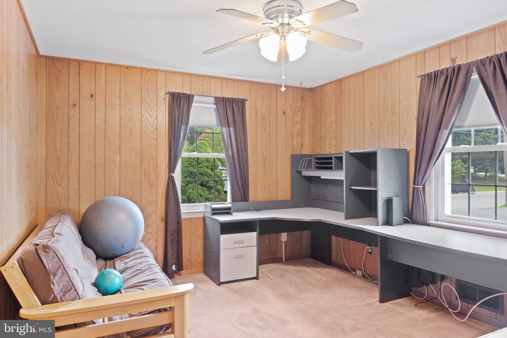139 Sipple Ave