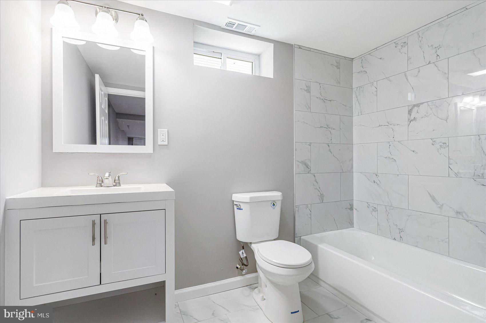 2309 Covered Bridge Garth