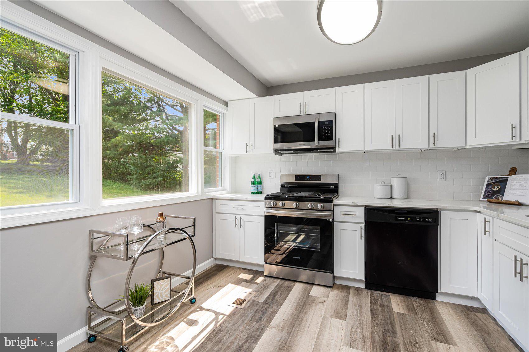 2309 Covered Bridge Garth