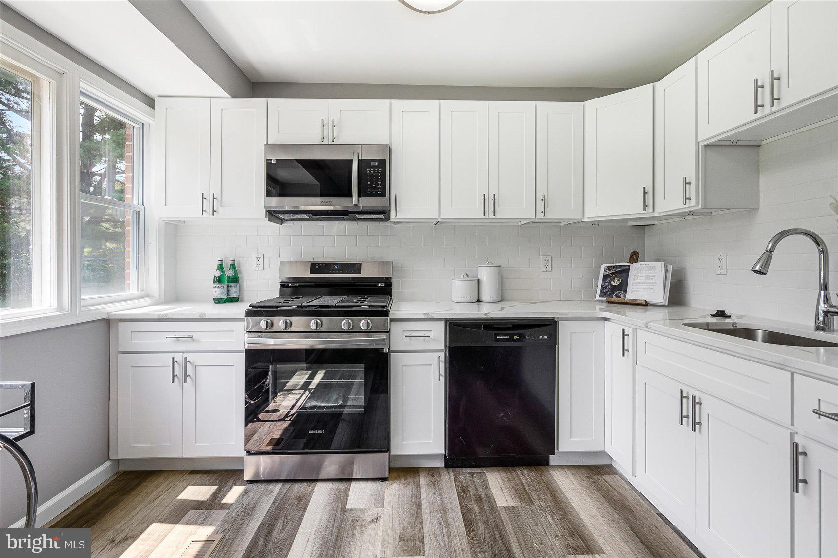 2309 Covered Bridge Garth