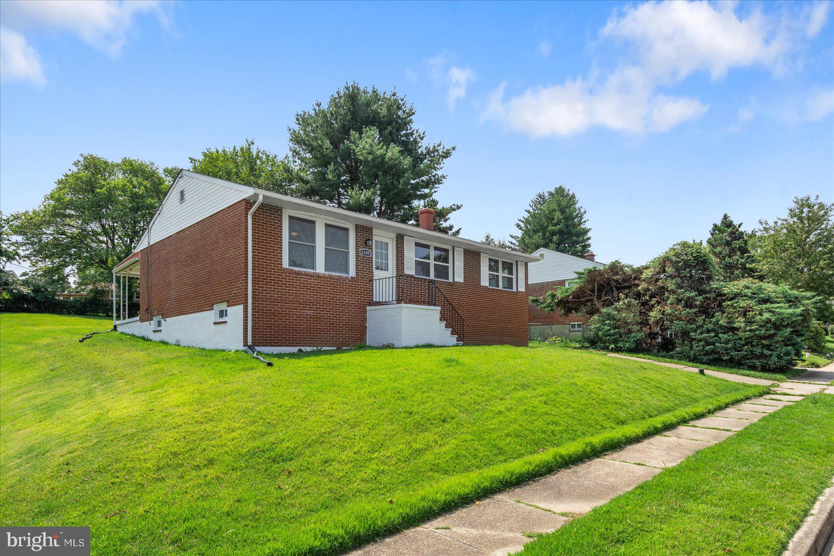 2309 Covered Bridge Garth
