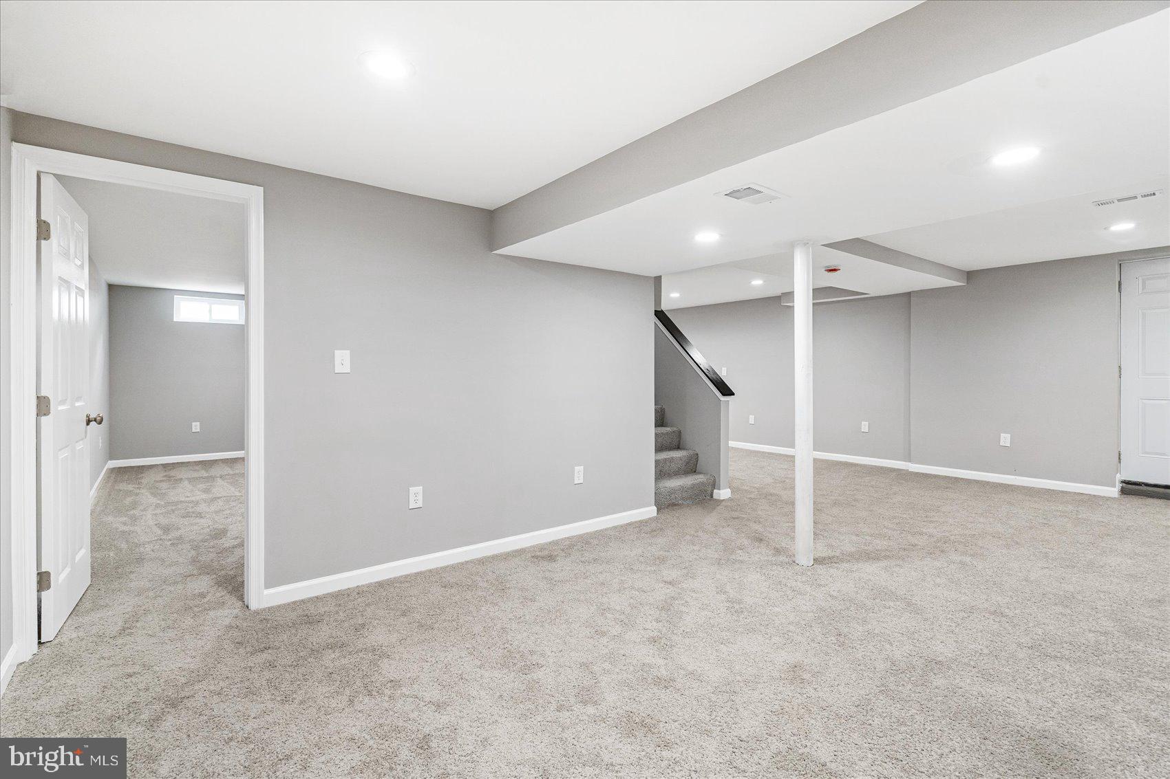 2309 Covered Bridge Garth