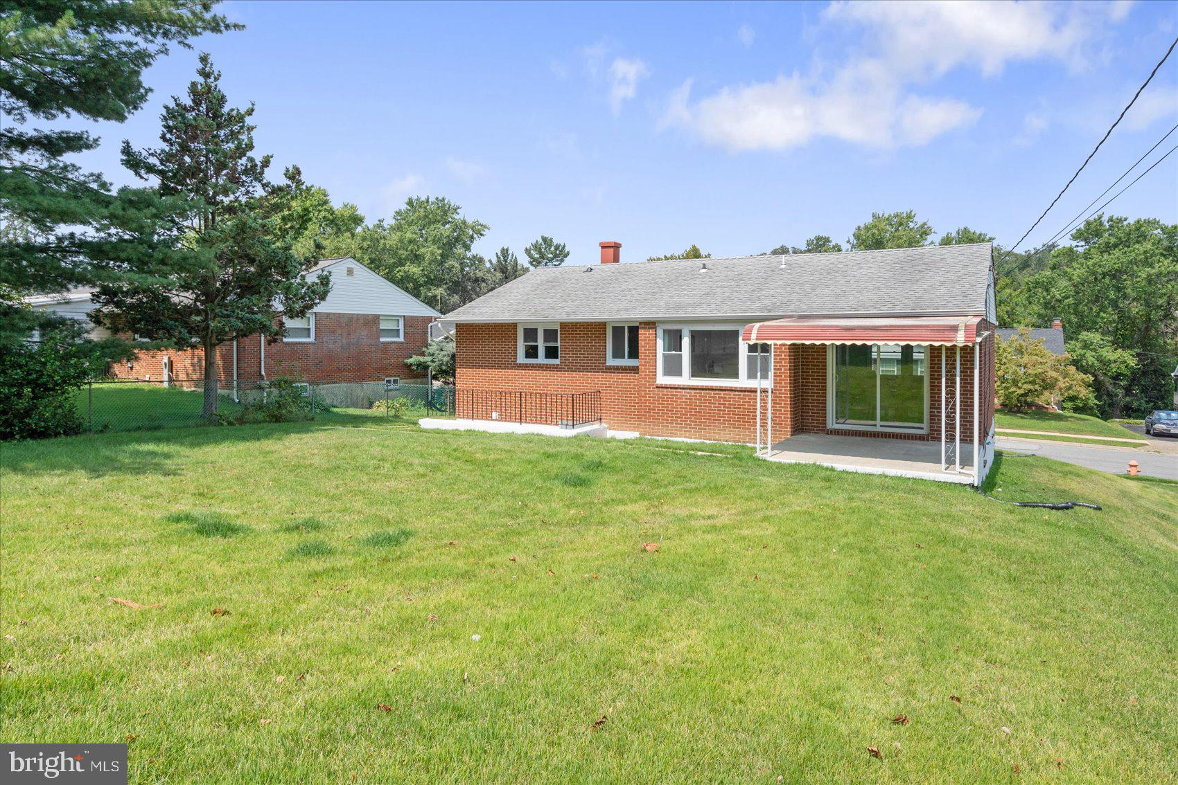 2309 Covered Bridge Garth