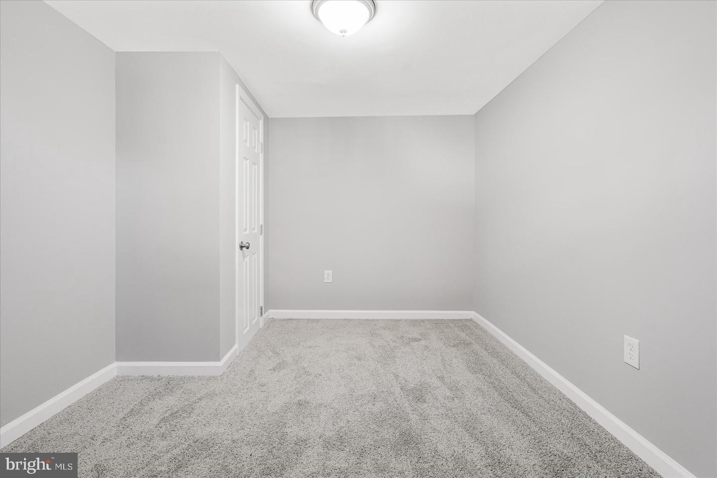 55 Wise Ave