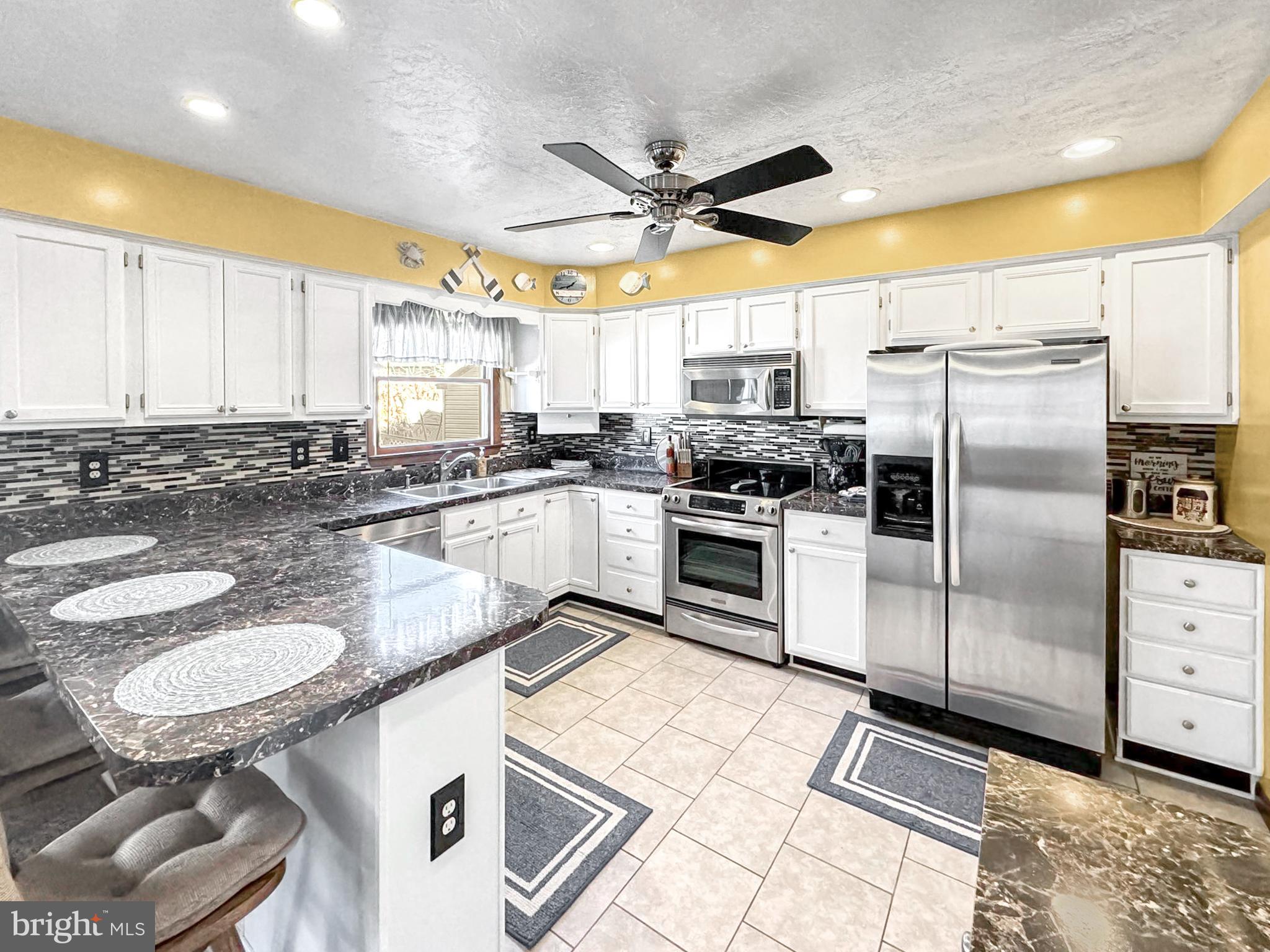 8317 Circle DRIVE