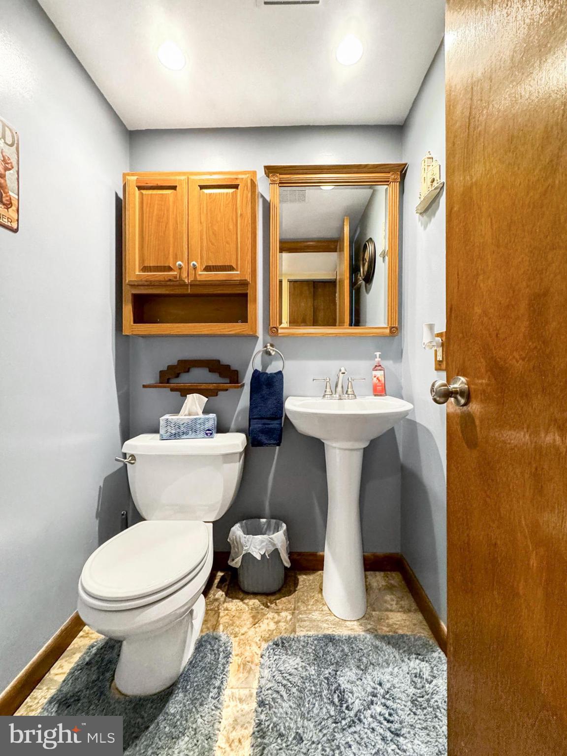 8317 Circle DRIVE