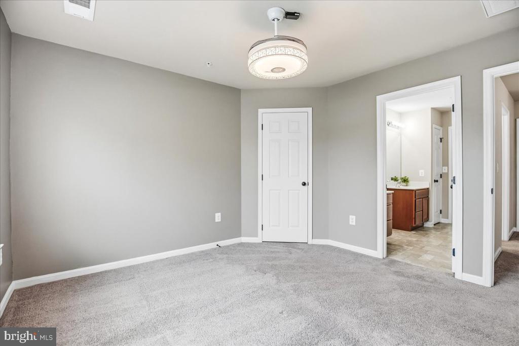 3640 ESTELLE COURT