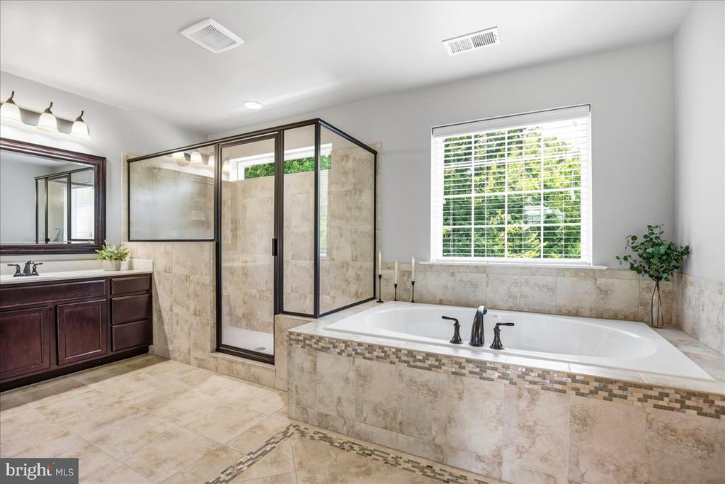 3640 ESTELLE COURT