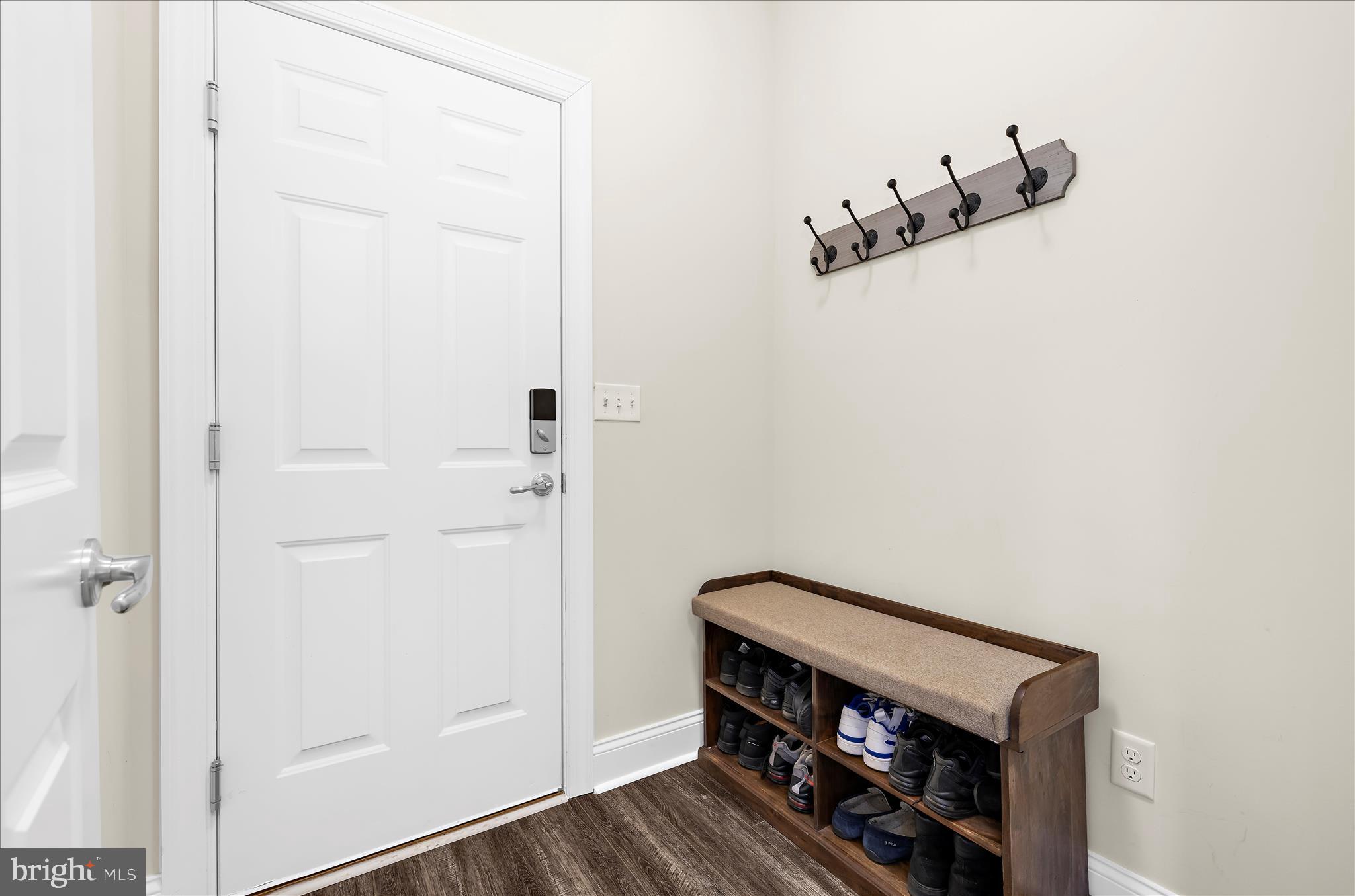 106 BRIARWOOD CIRCLE