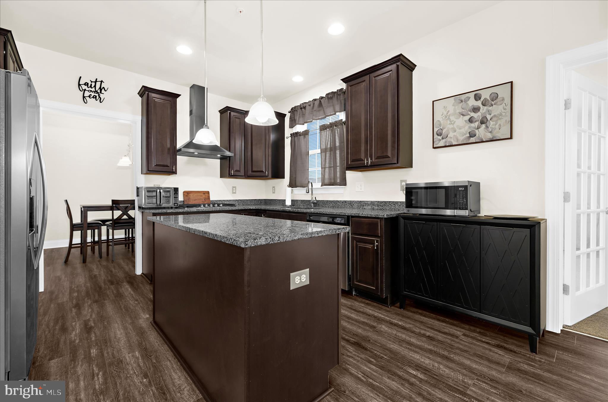 106 BRIARWOOD CIRCLE