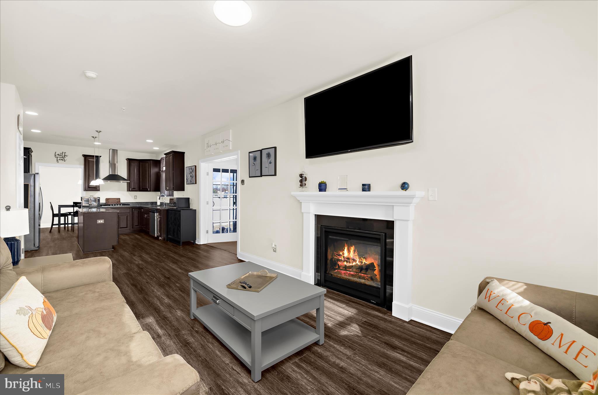 106 BRIARWOOD CIRCLE