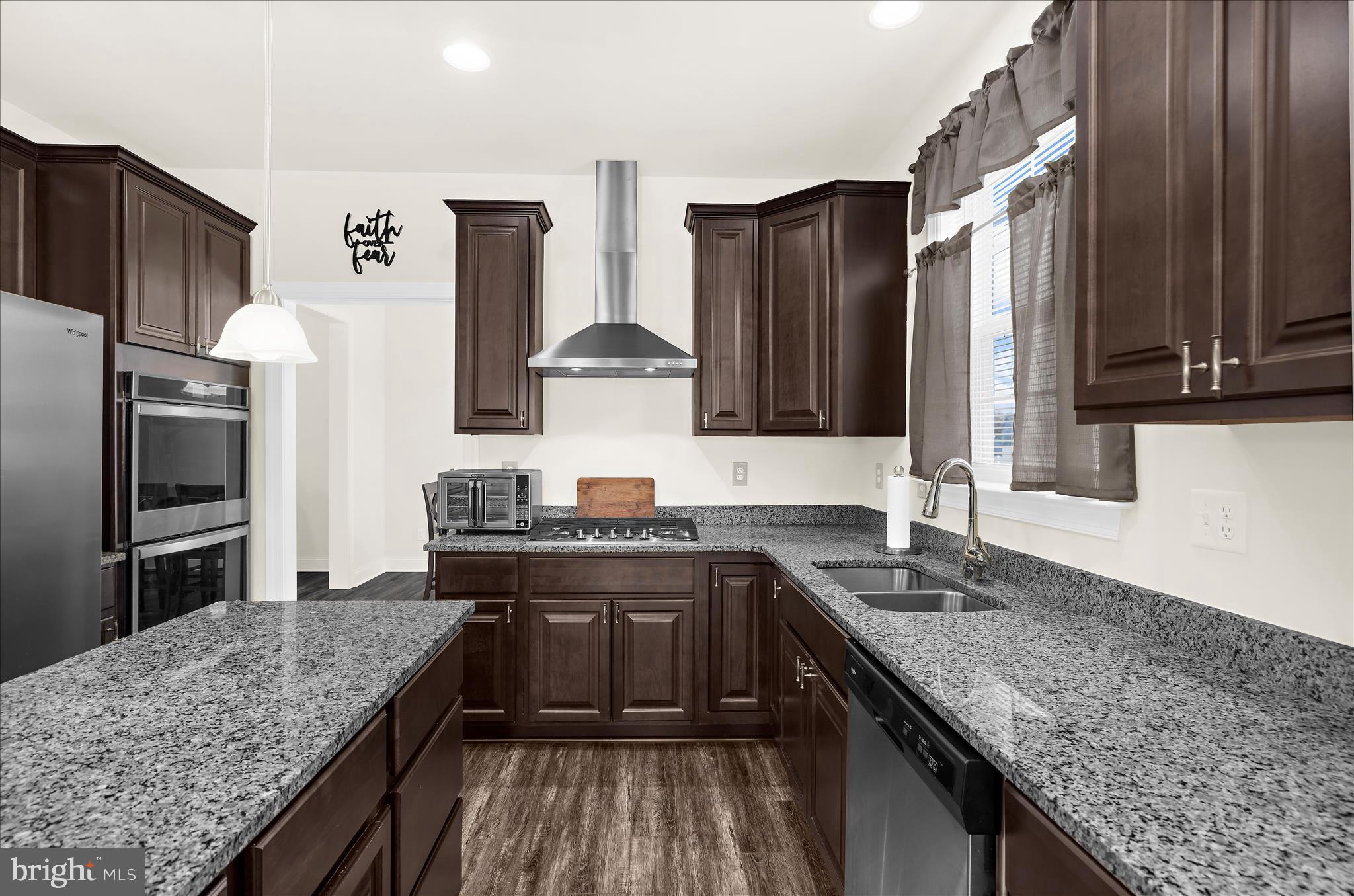 106 BRIARWOOD CIRCLE