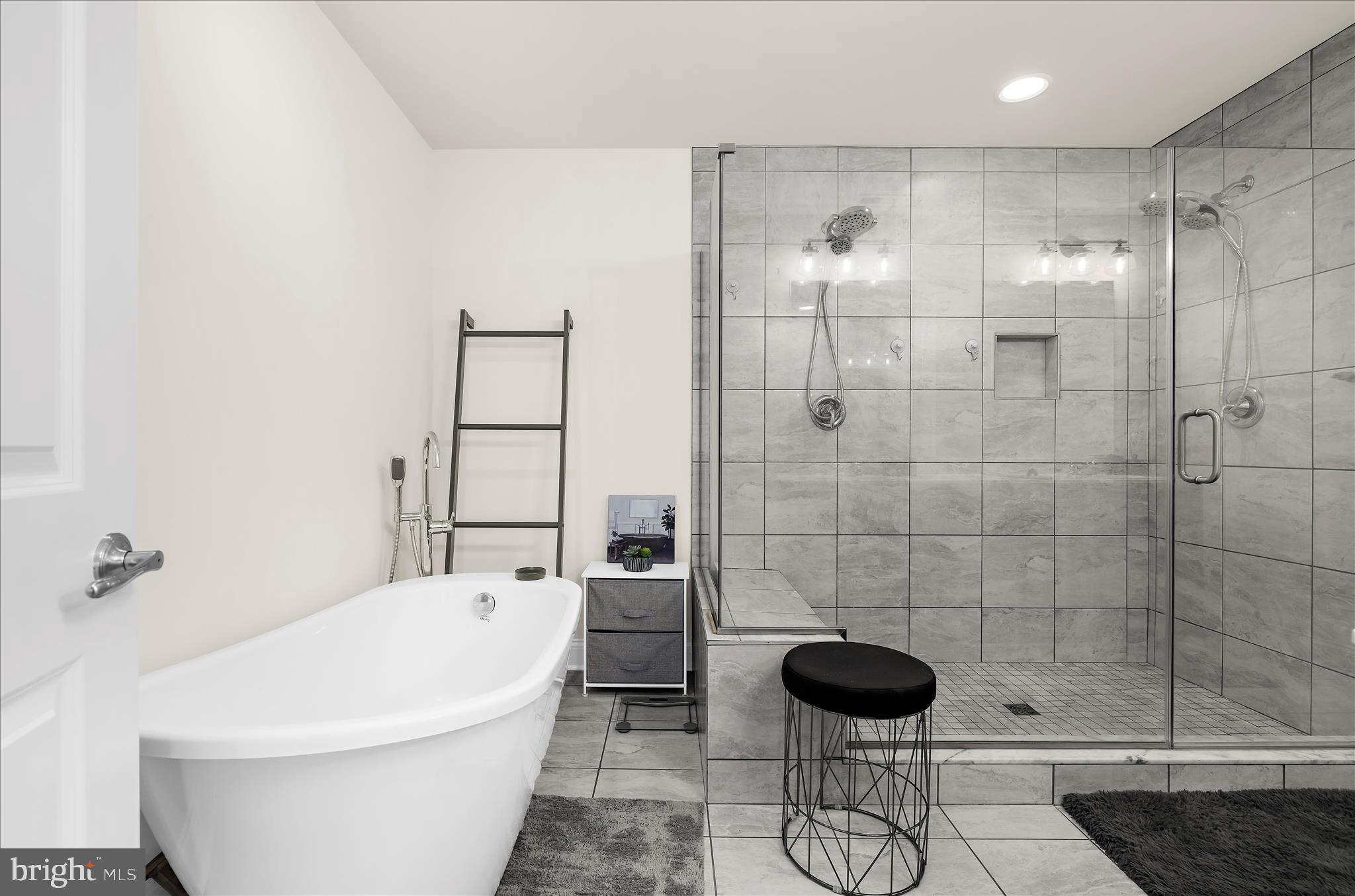 106 BRIARWOOD CIRCLE