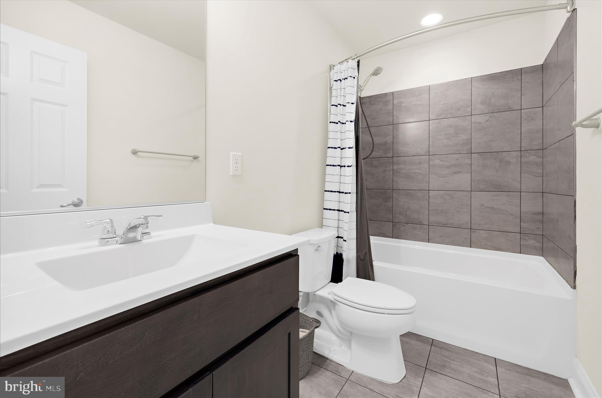 106 BRIARWOOD CIRCLE