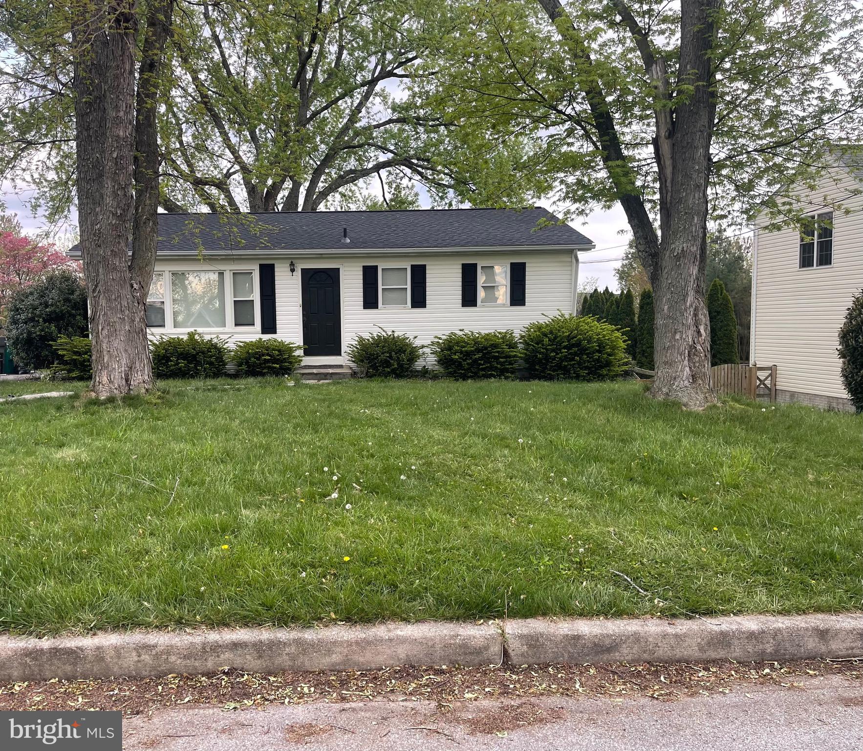 6351 Barnett Ave