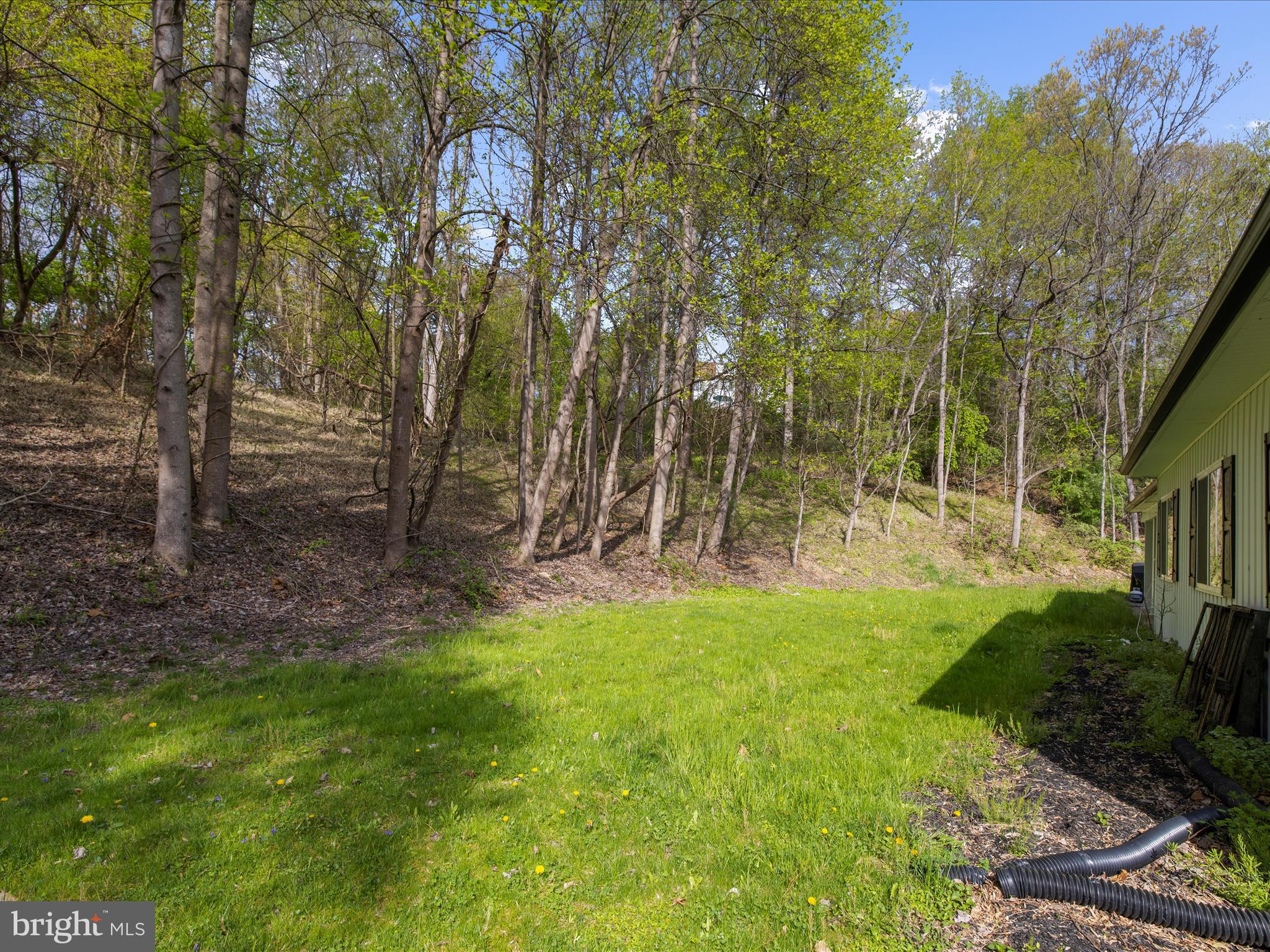 2727 FRIDAY HARBOR DRIVE