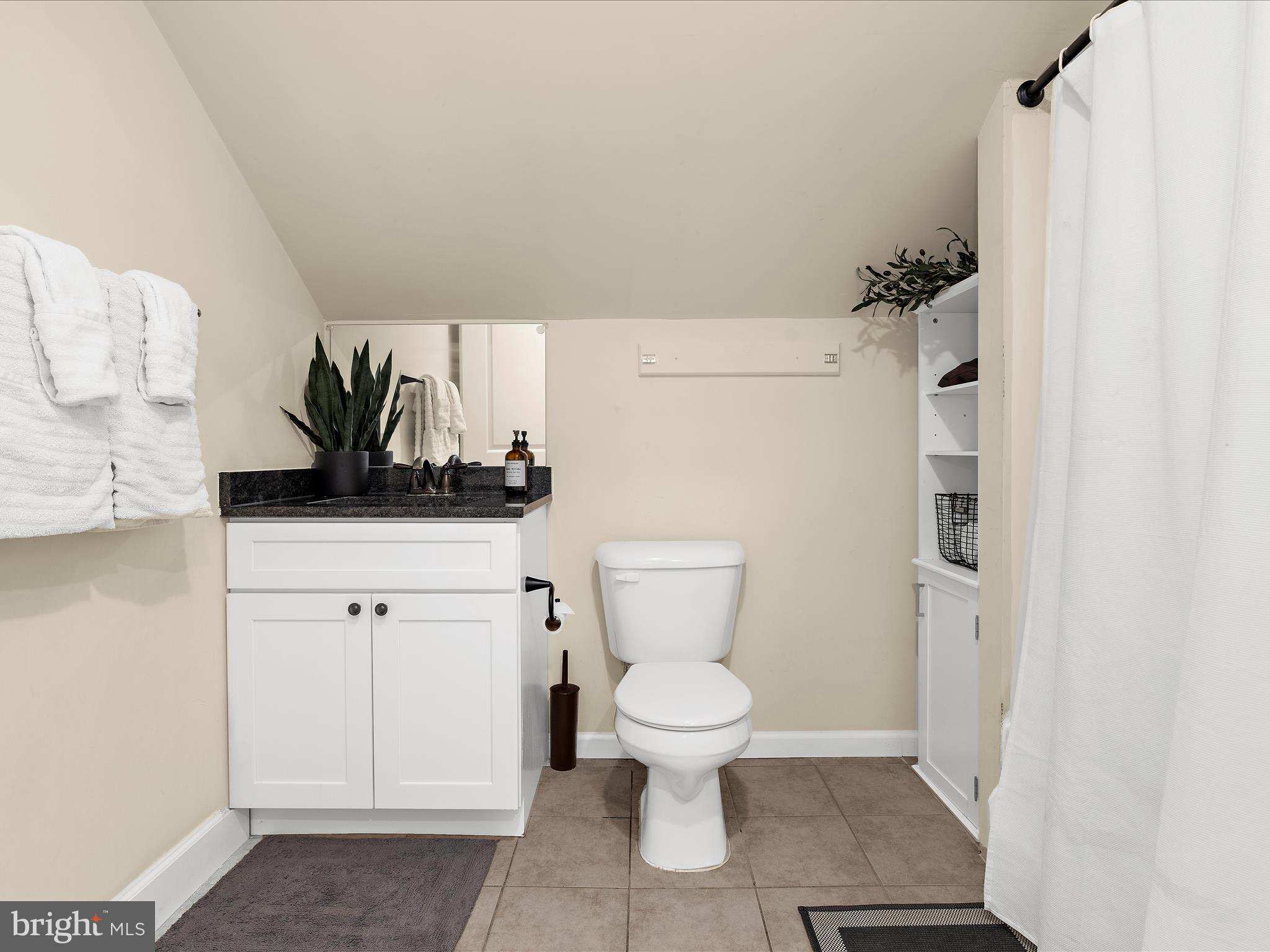 2727 FRIDAY HARBOR DRIVE