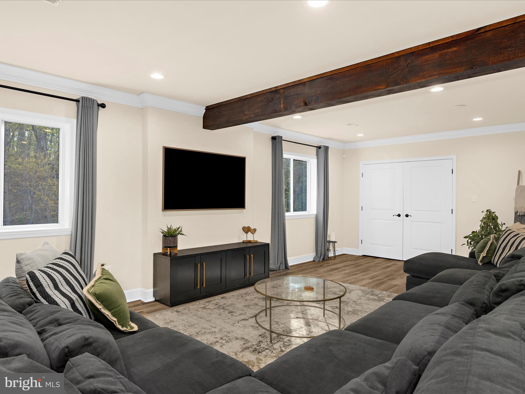 2727 FRIDAY HARBOR DRIVE