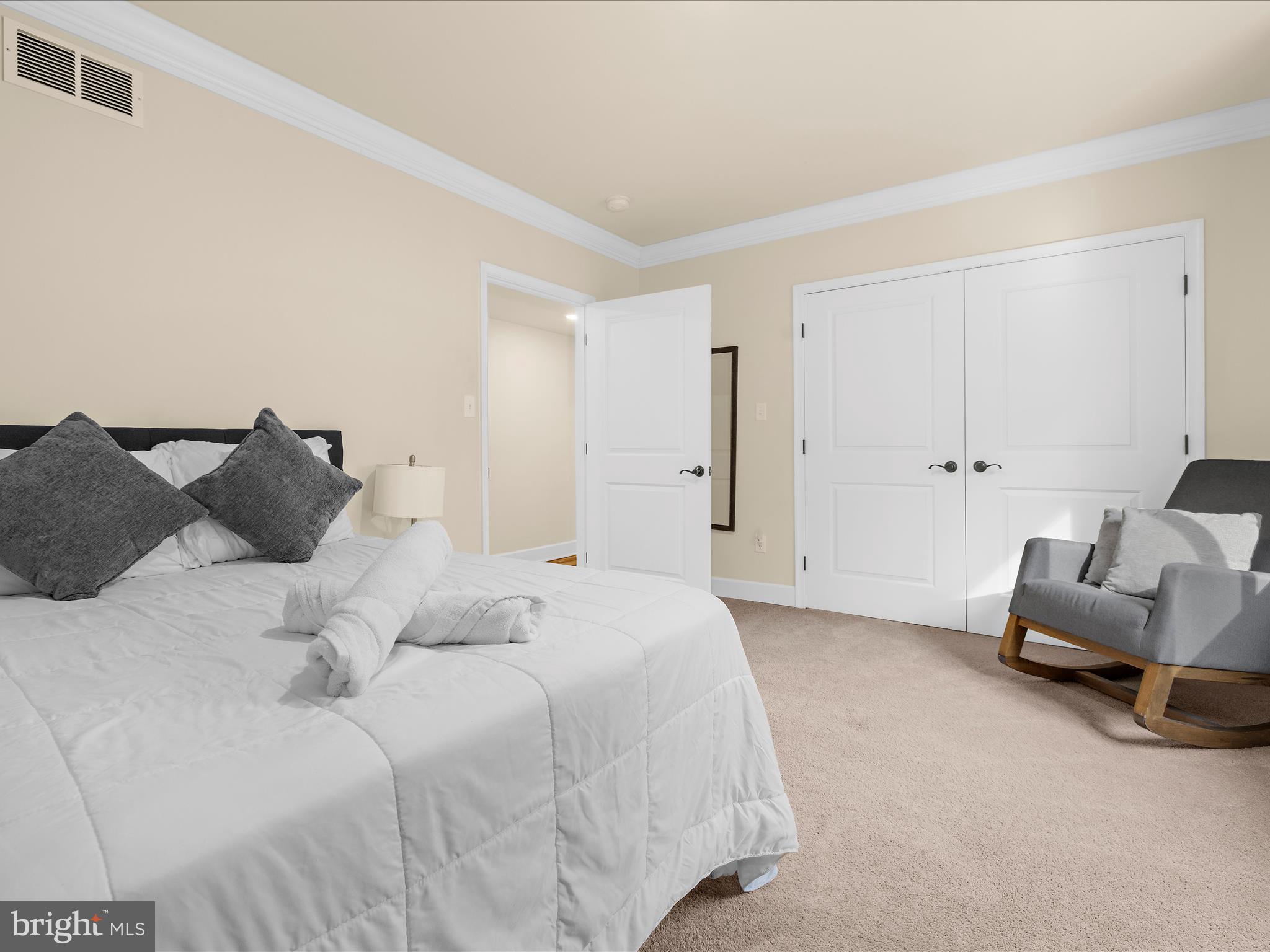 2727 FRIDAY HARBOR DRIVE