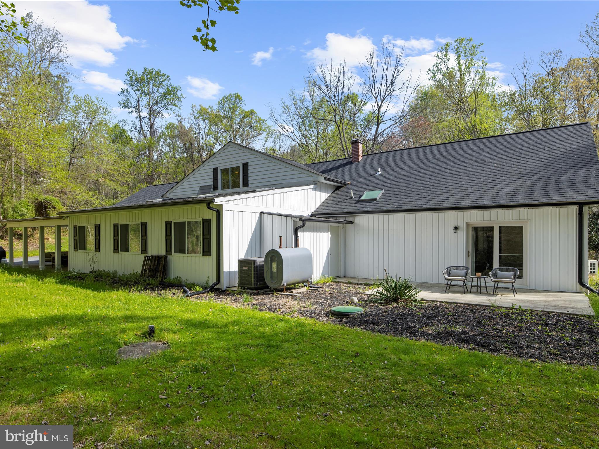 2727 FRIDAY HARBOR DRIVE
