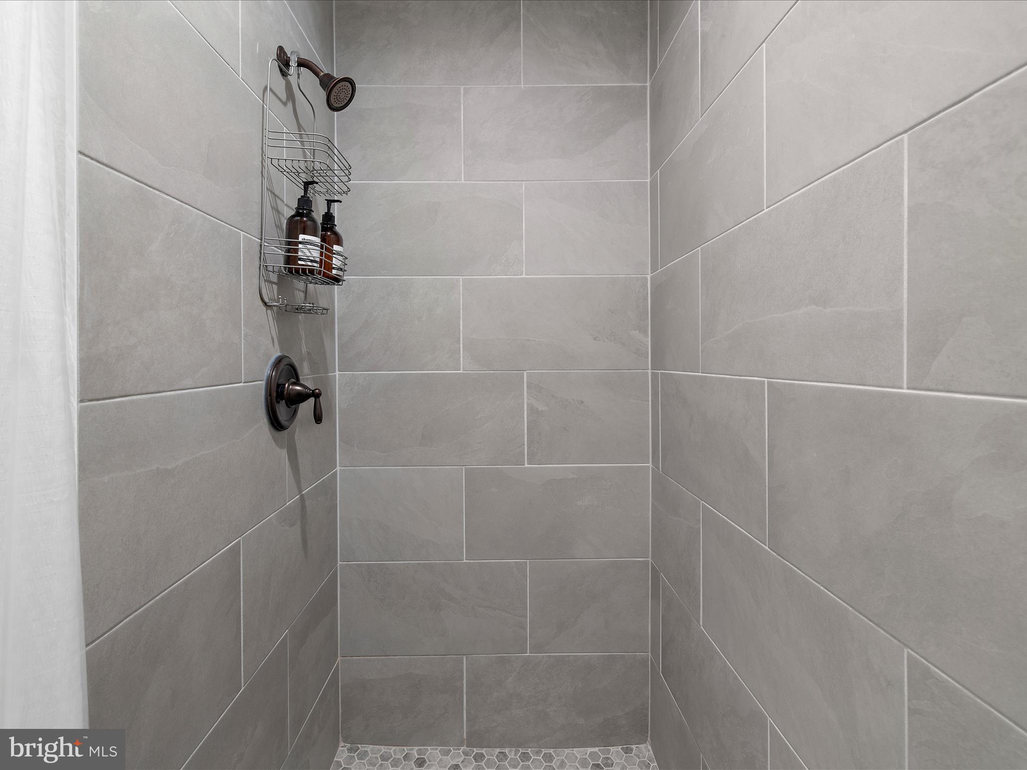 2727 FRIDAY HARBOR DRIVE