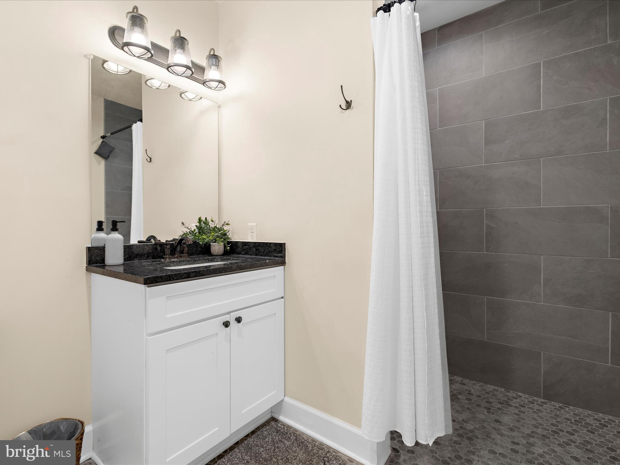 2727 FRIDAY HARBOR DRIVE