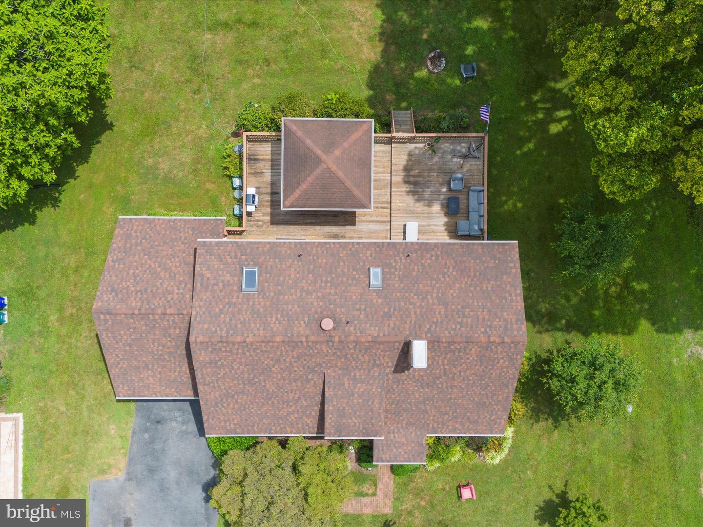 6633 Jefferson Blvd