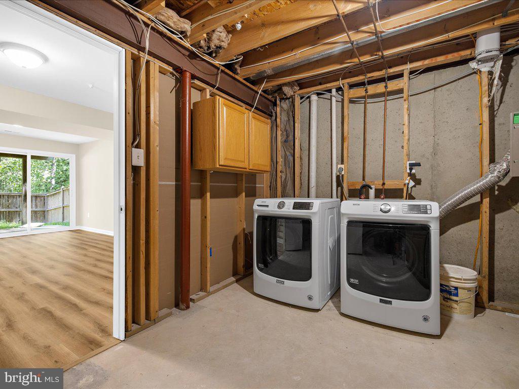 8820 Castlebury Ct