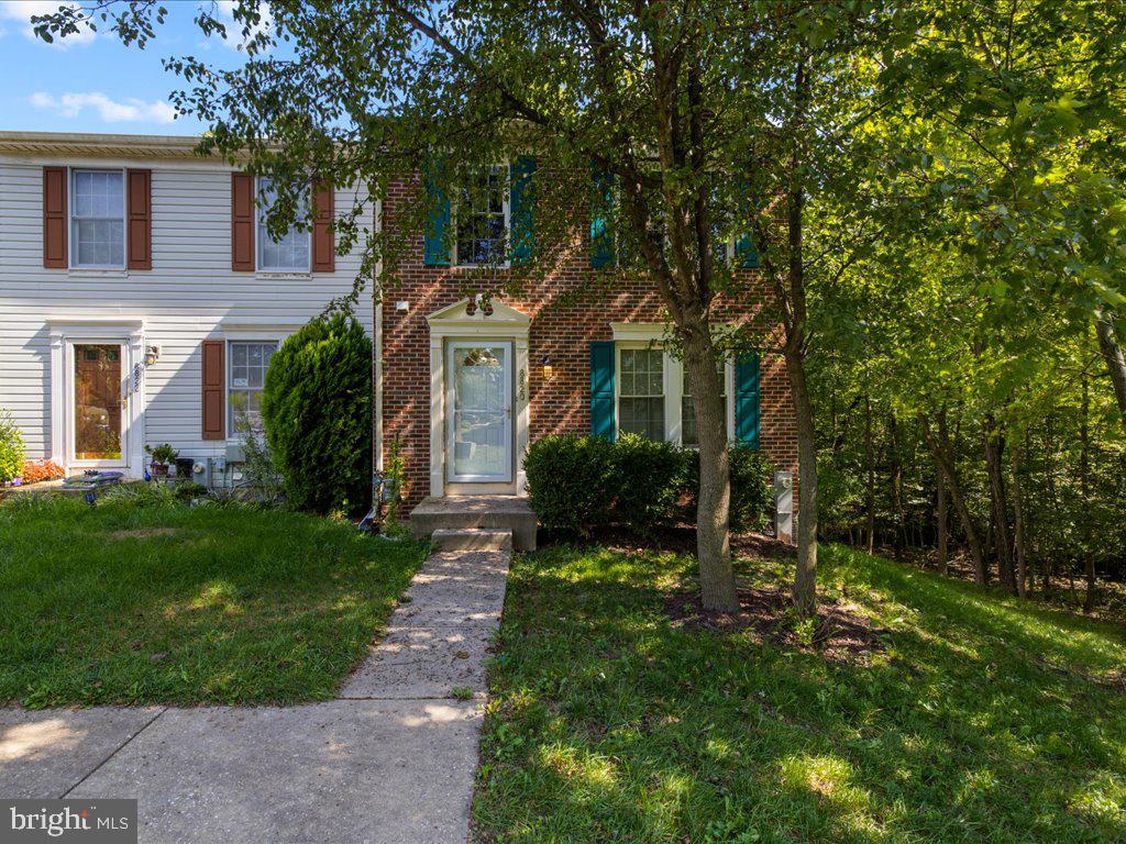 8820 Castlebury Ct