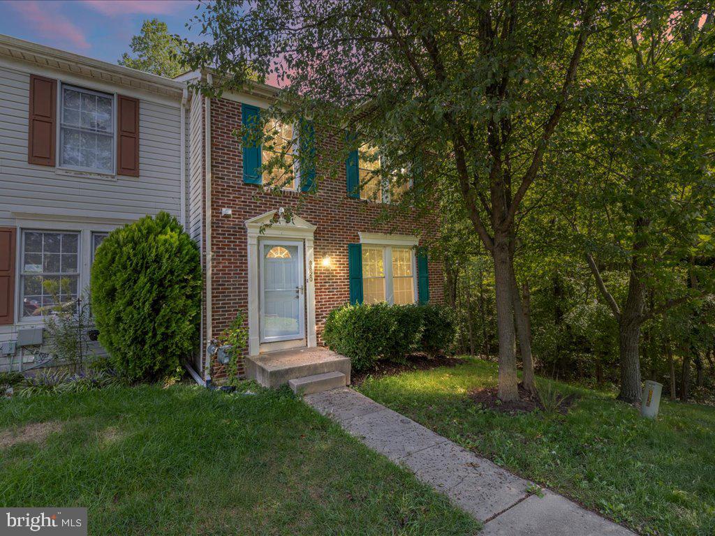 8820 Castlebury Ct