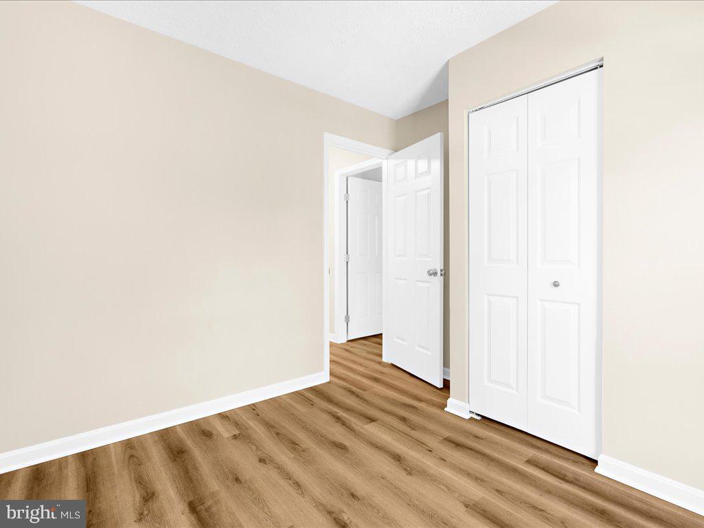 8820 Castlebury Ct