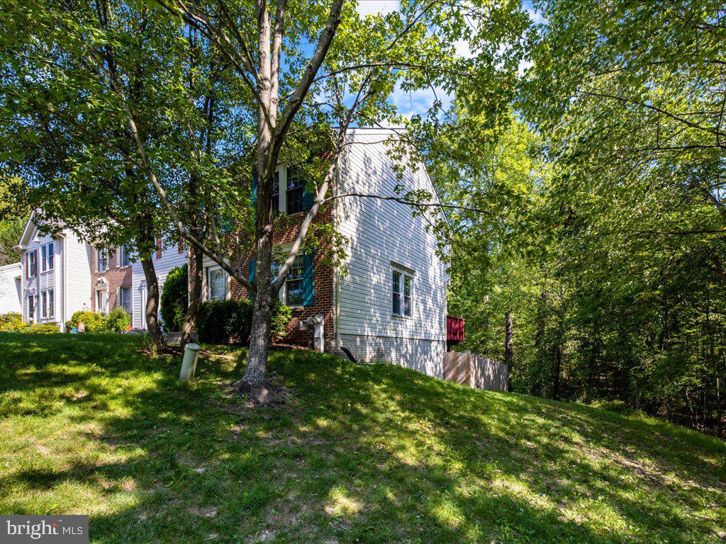8820 Castlebury Ct
