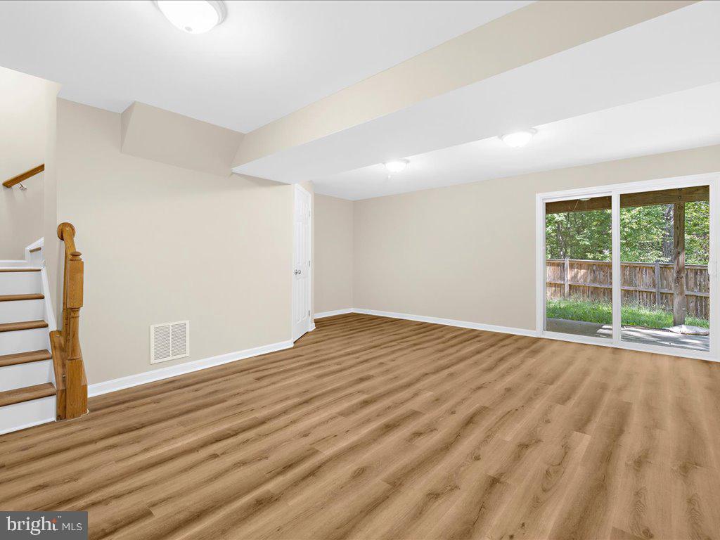 8820 Castlebury Ct