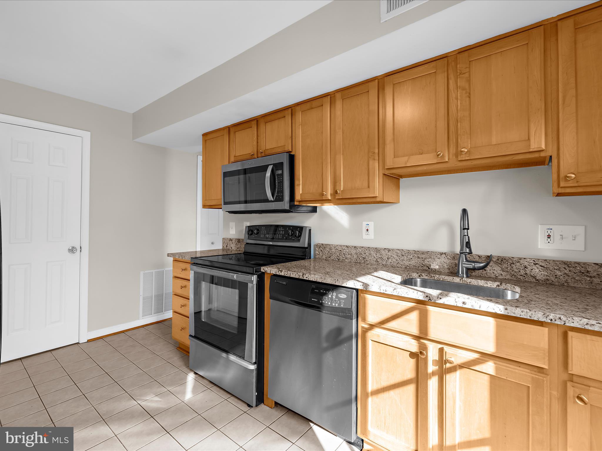 11218 AVALANCHE WAY A 5-2