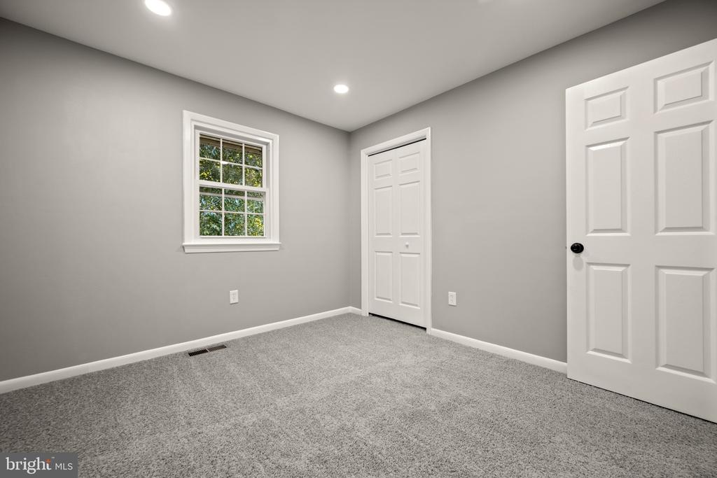320 WILLIAM WAY