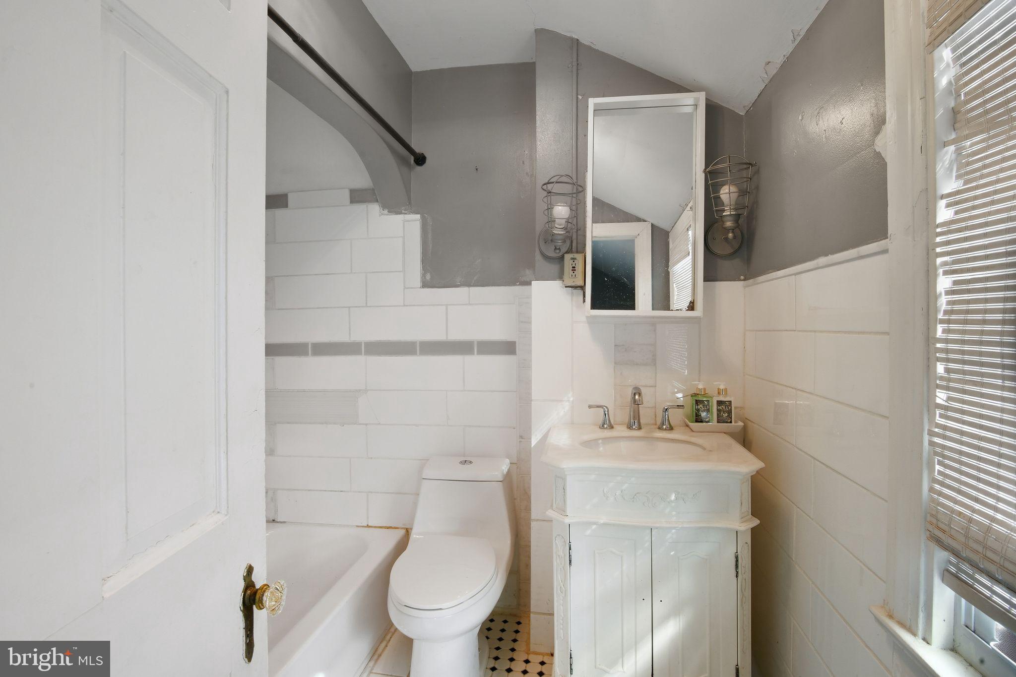 113 PRISCILLA STREET