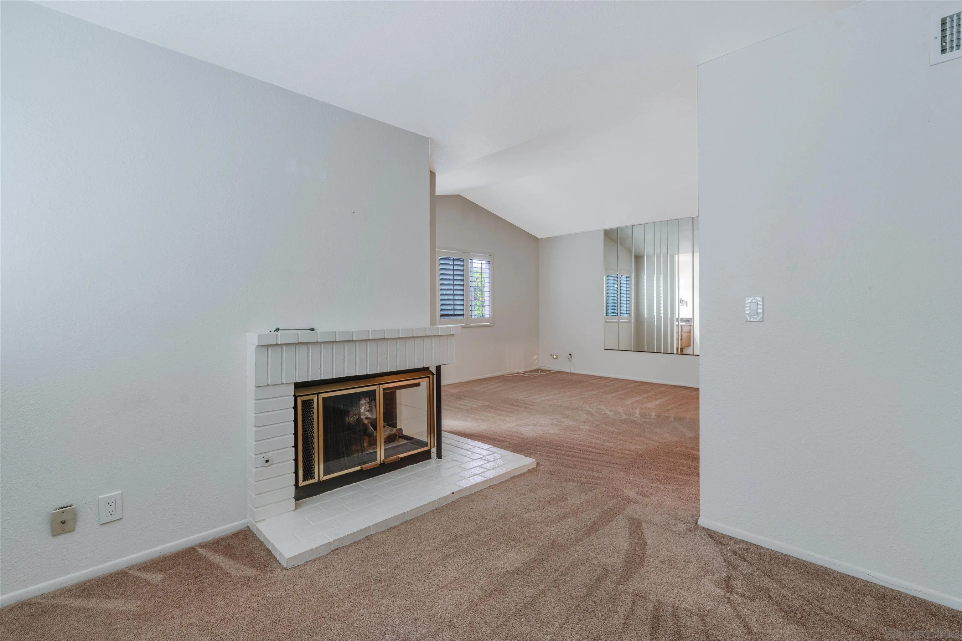 15860 Windrose Way