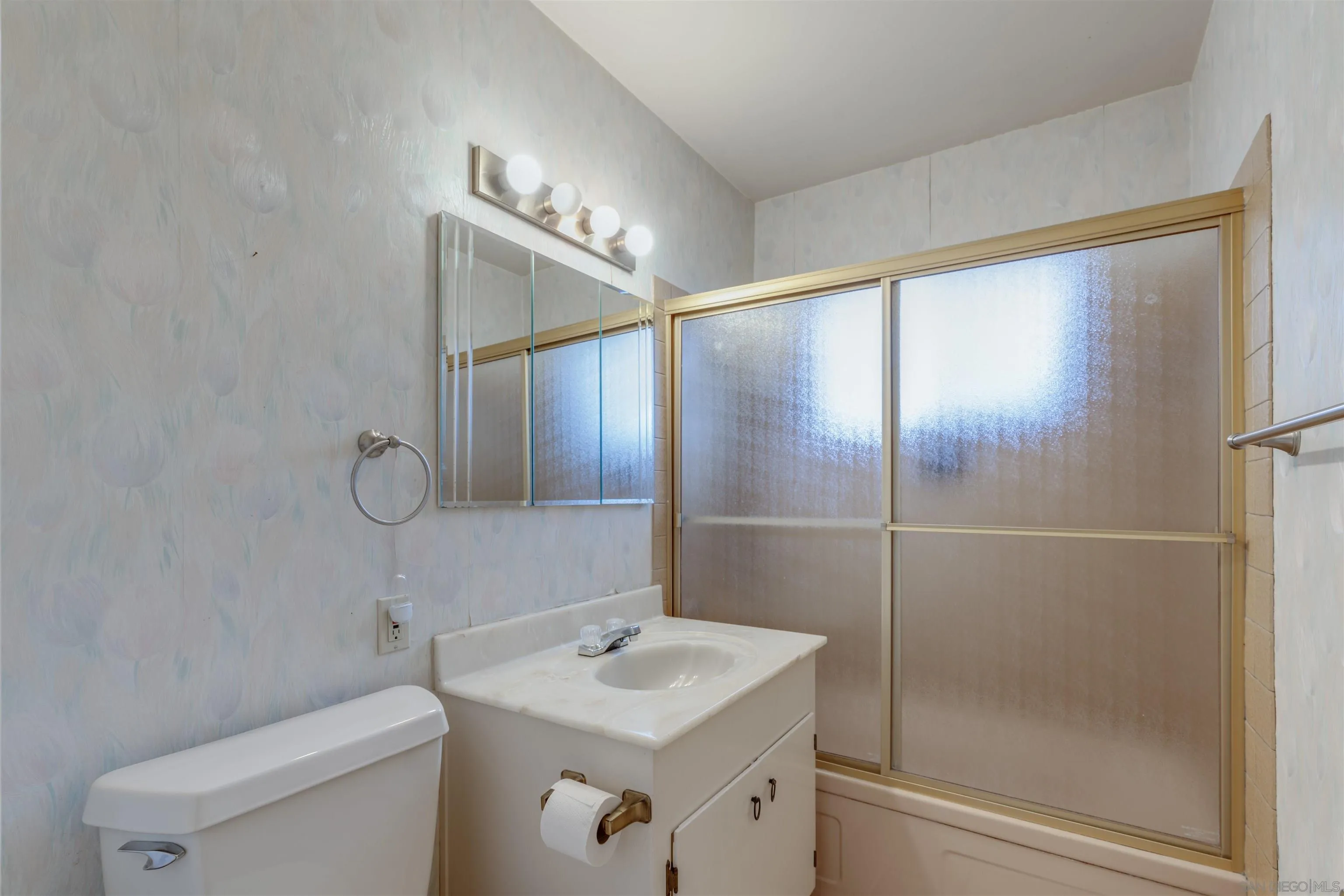 305 Margo Ct