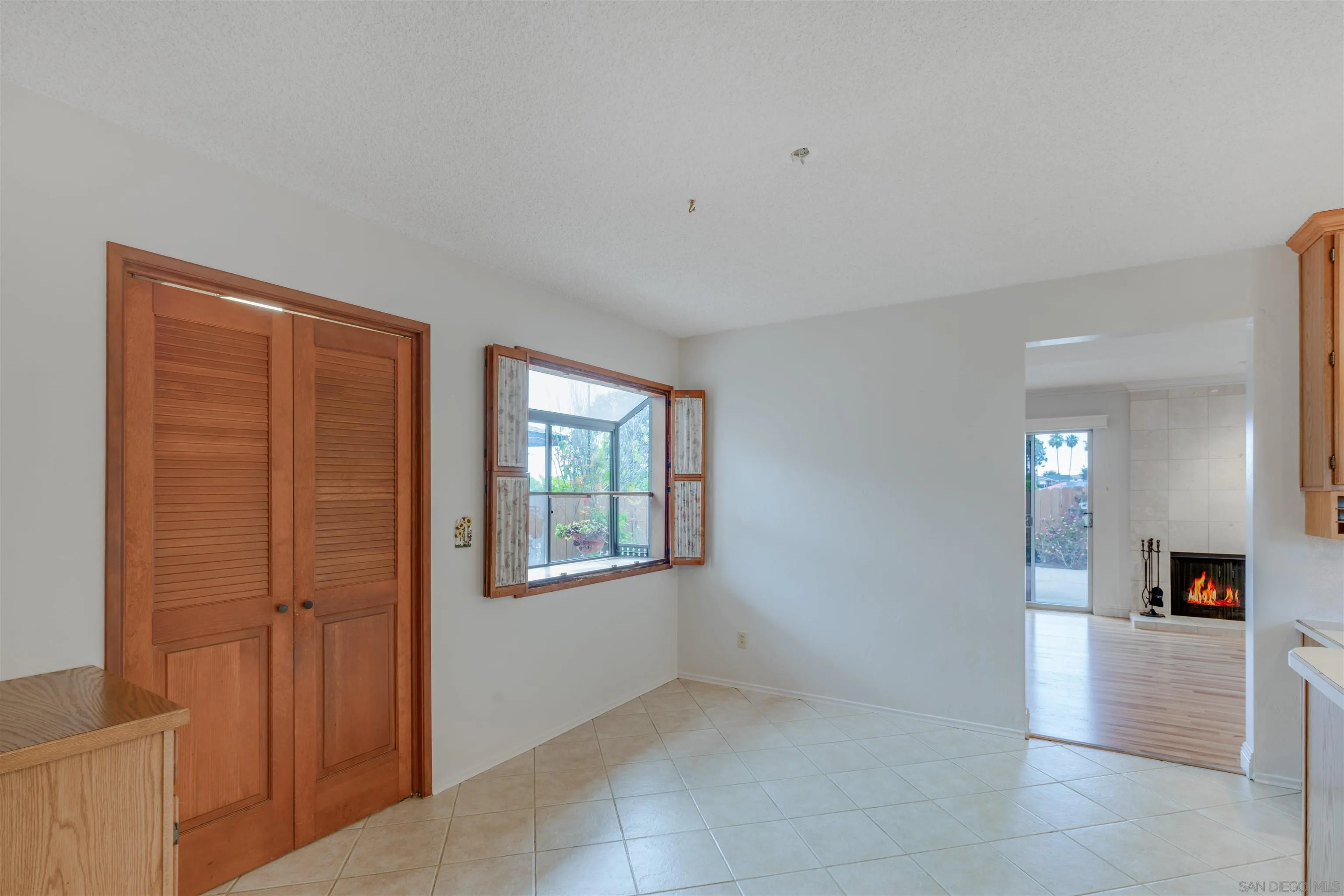 305 Margo Ct
