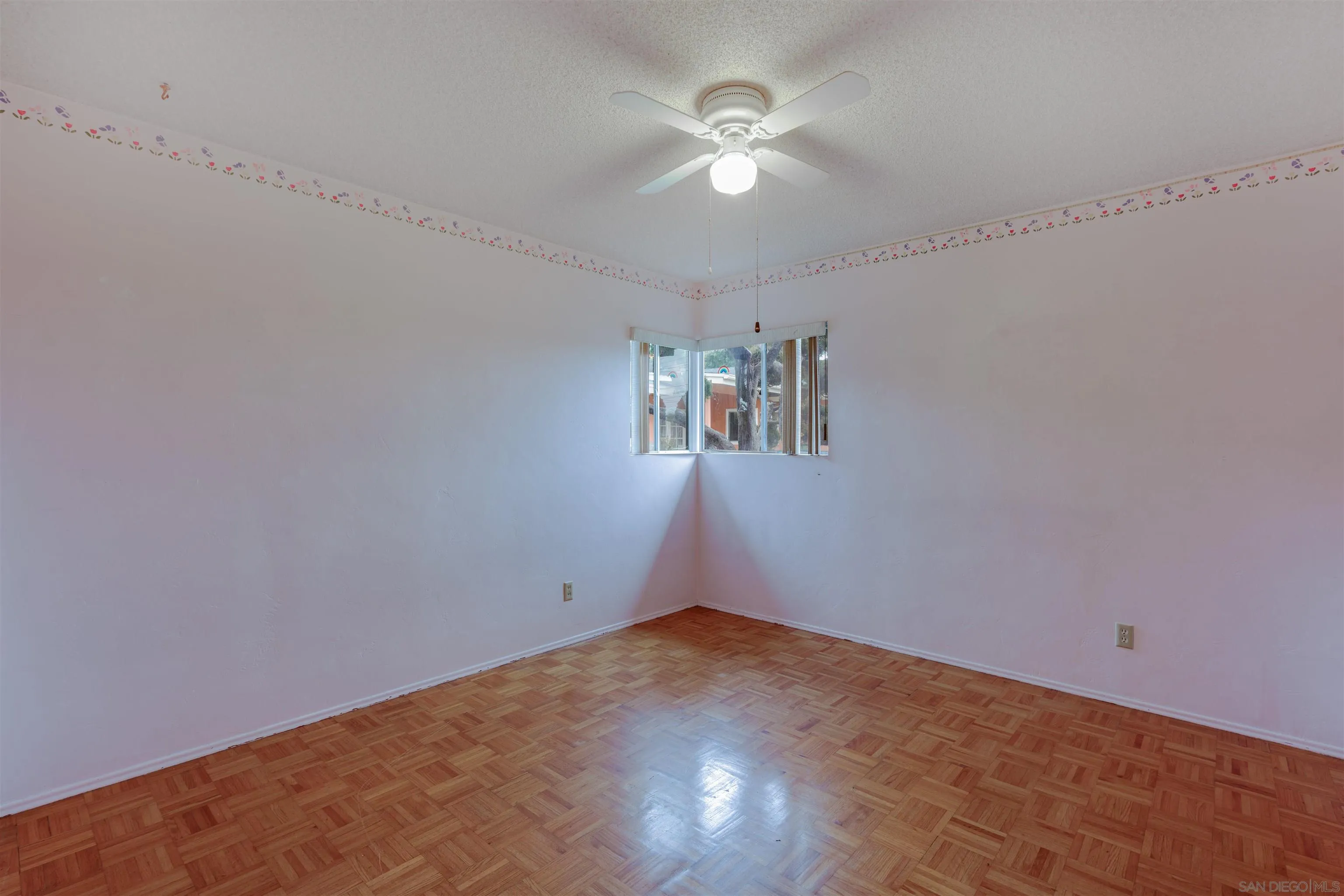 305 Margo Ct
