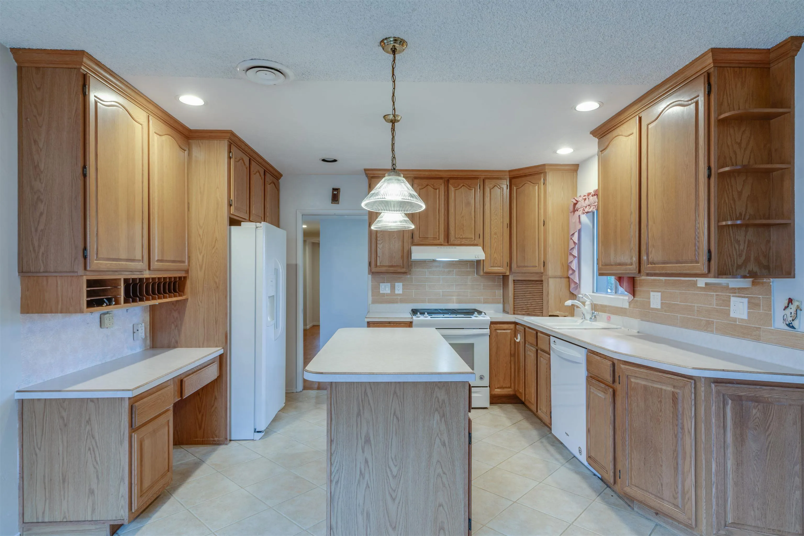 305 Margo Ct