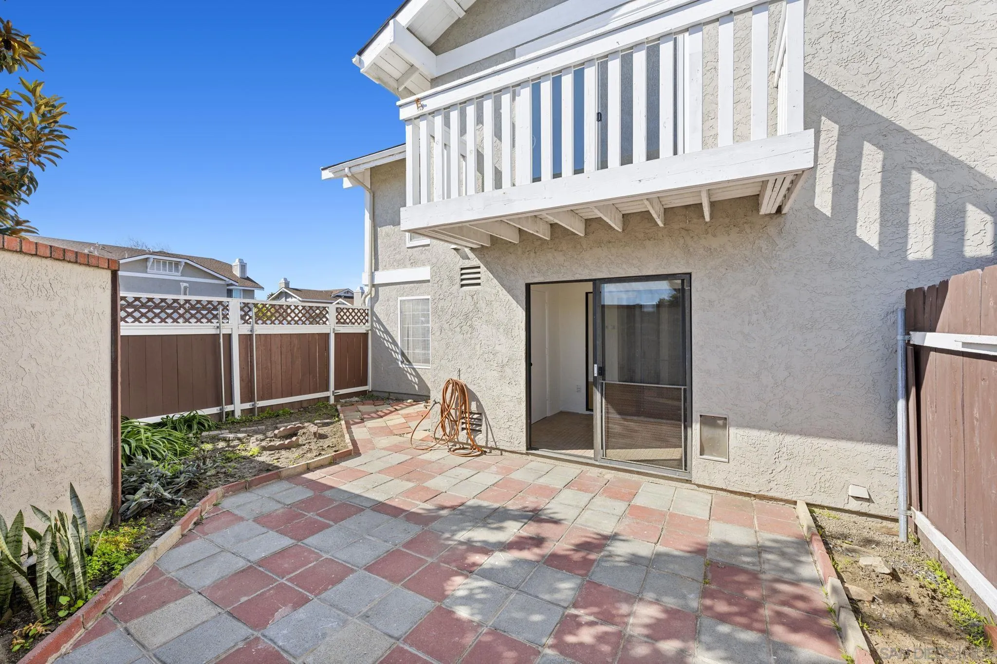 220 Riverview Way