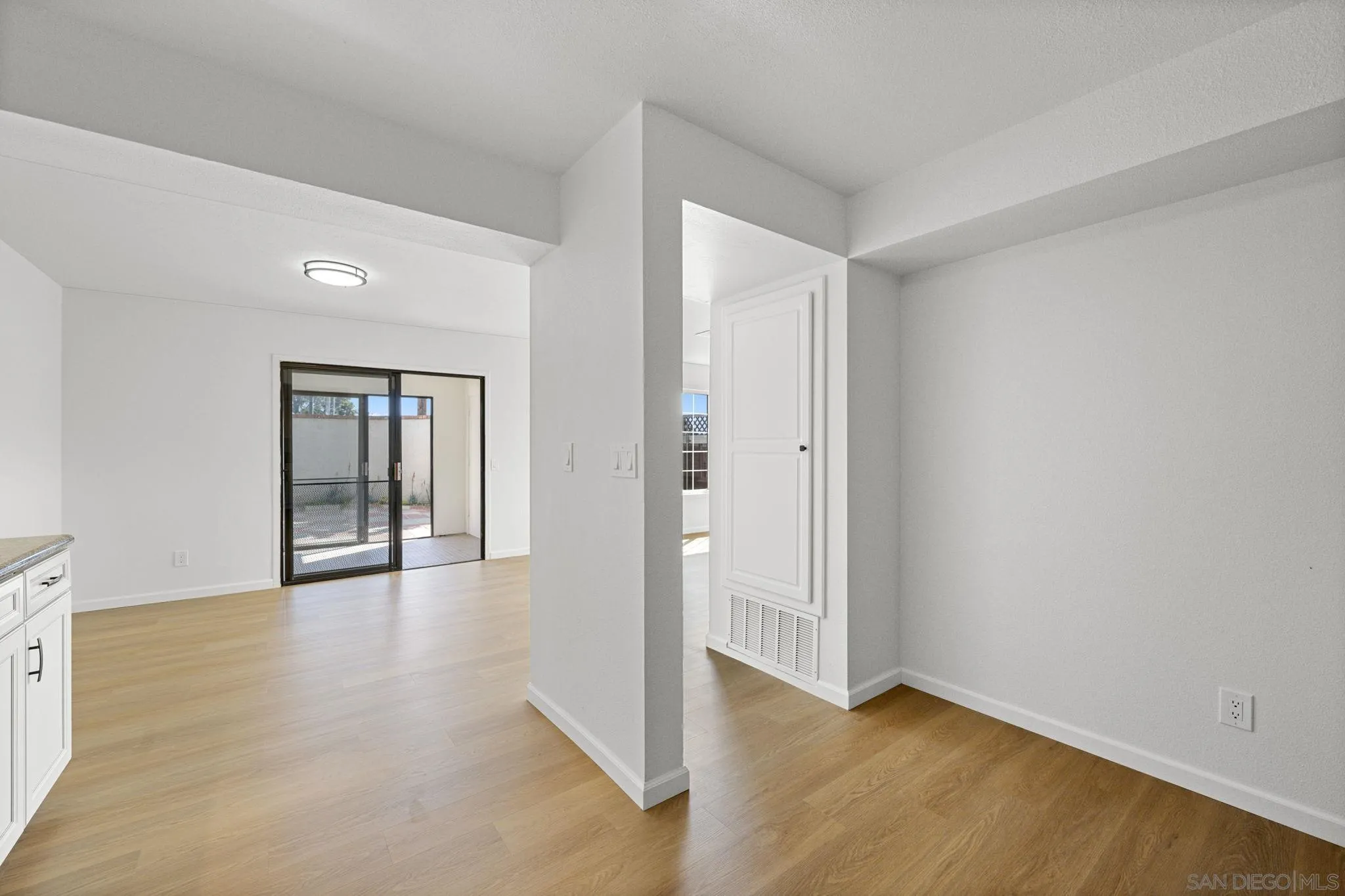 220 Riverview Way