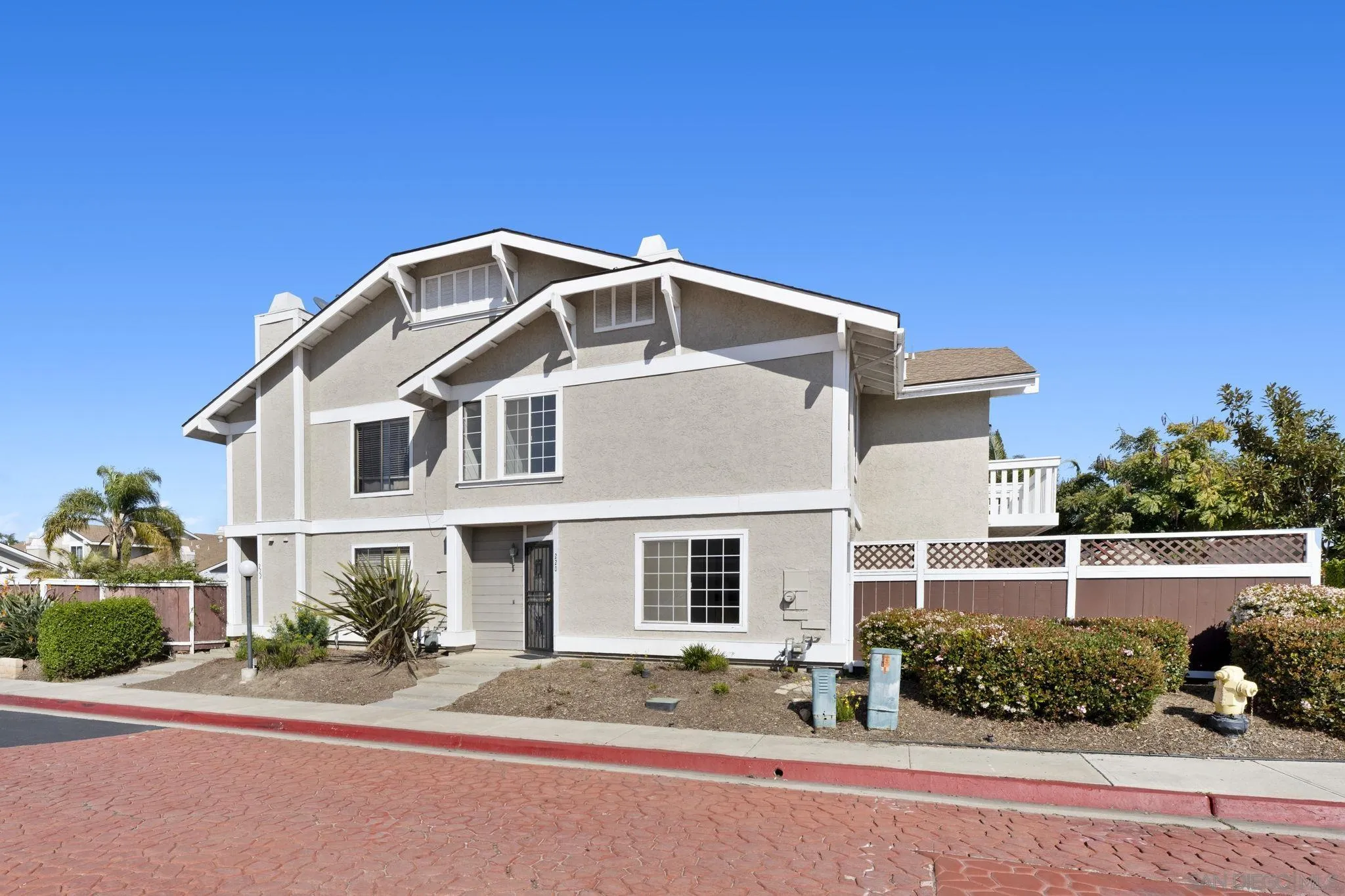 220 Riverview Way