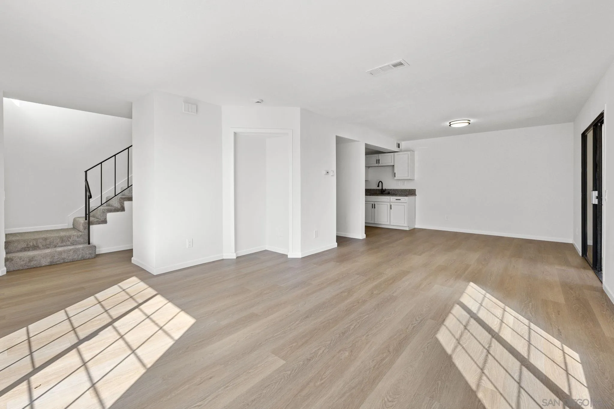 220 Riverview Way