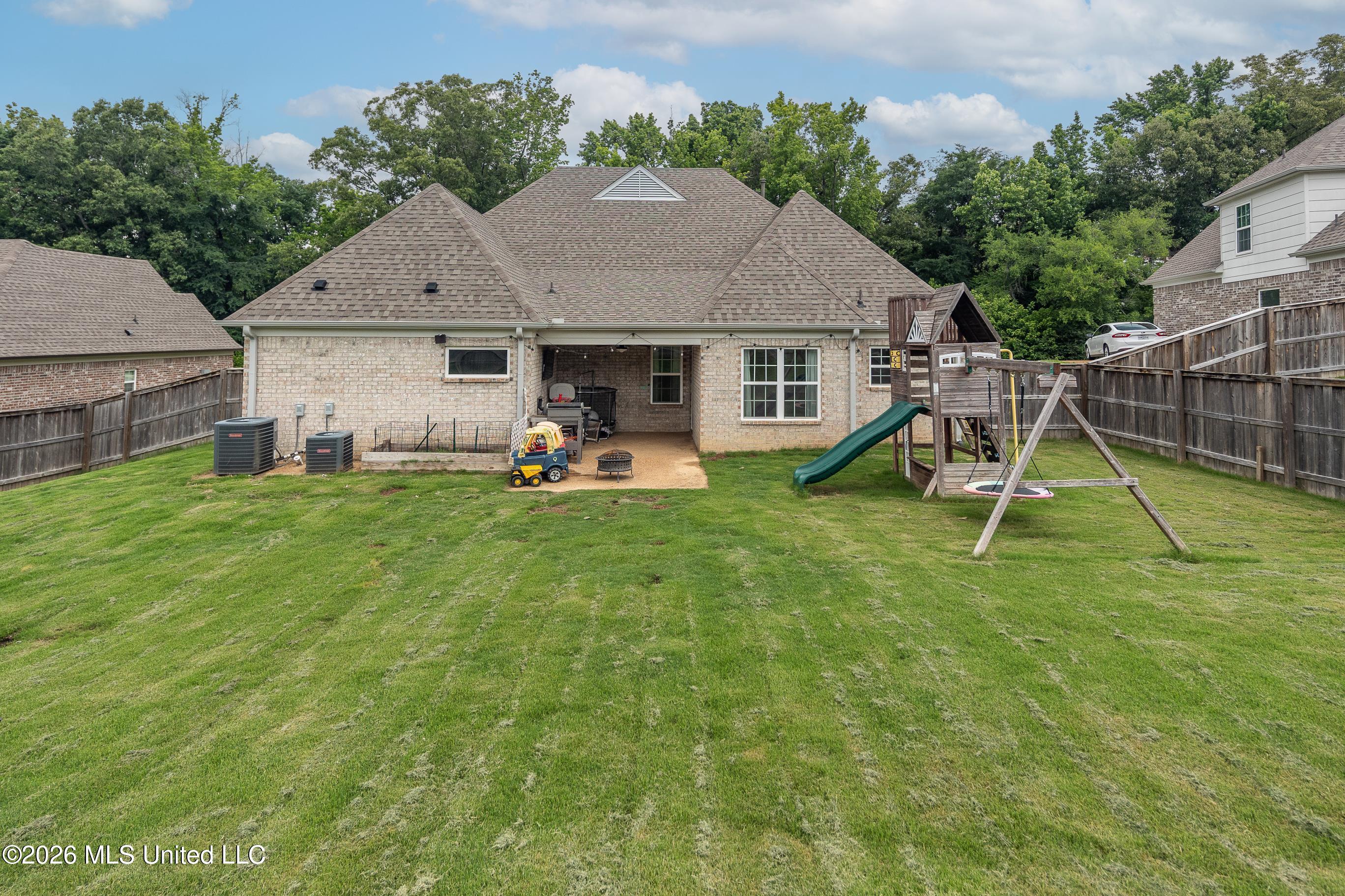 235 Magnolia Hts Drive