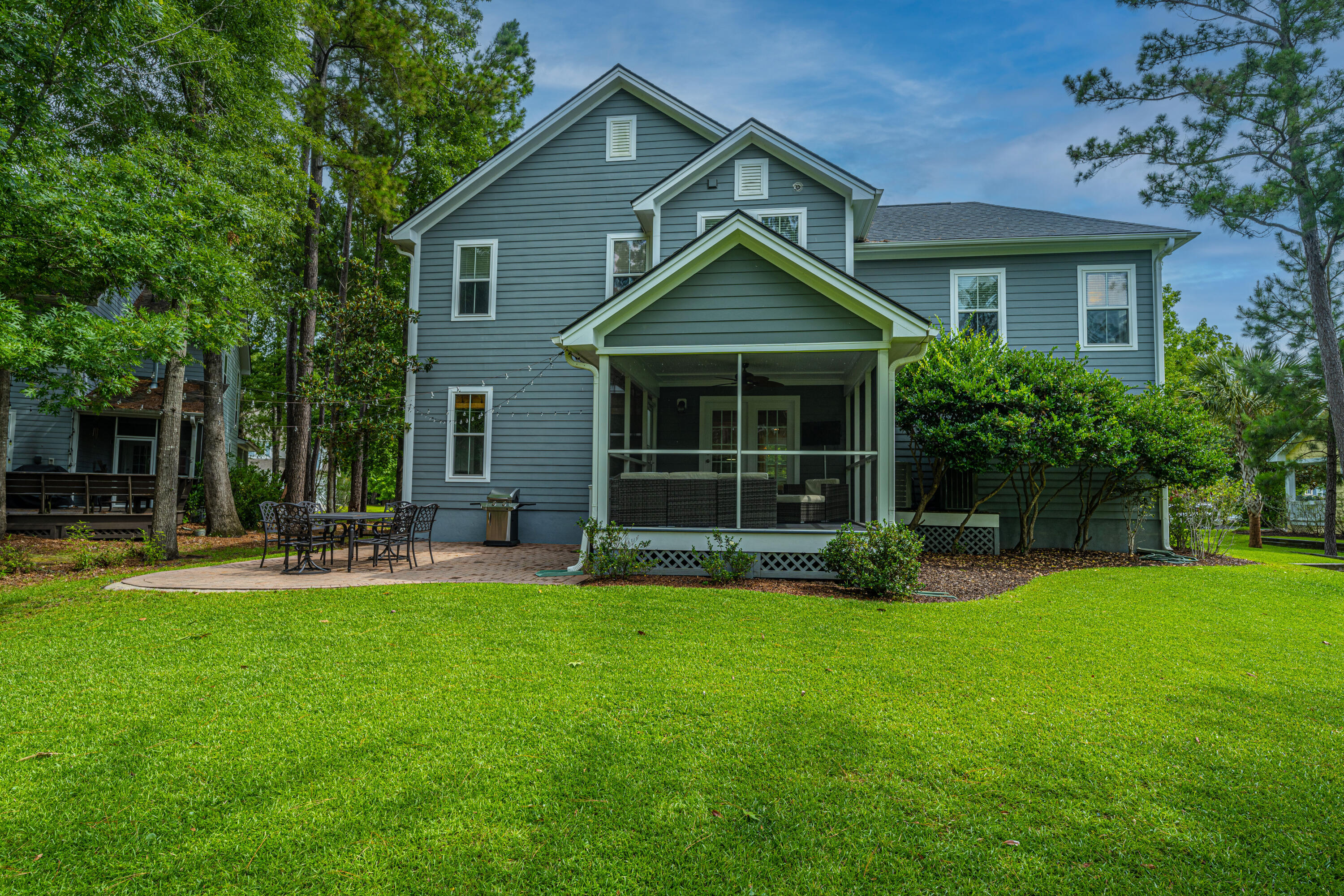 1911 Hall Point Road