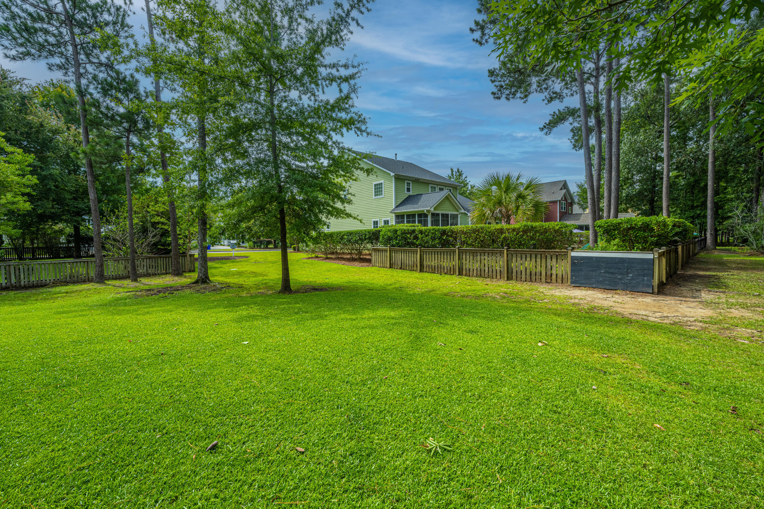 1911 Hall Point Road