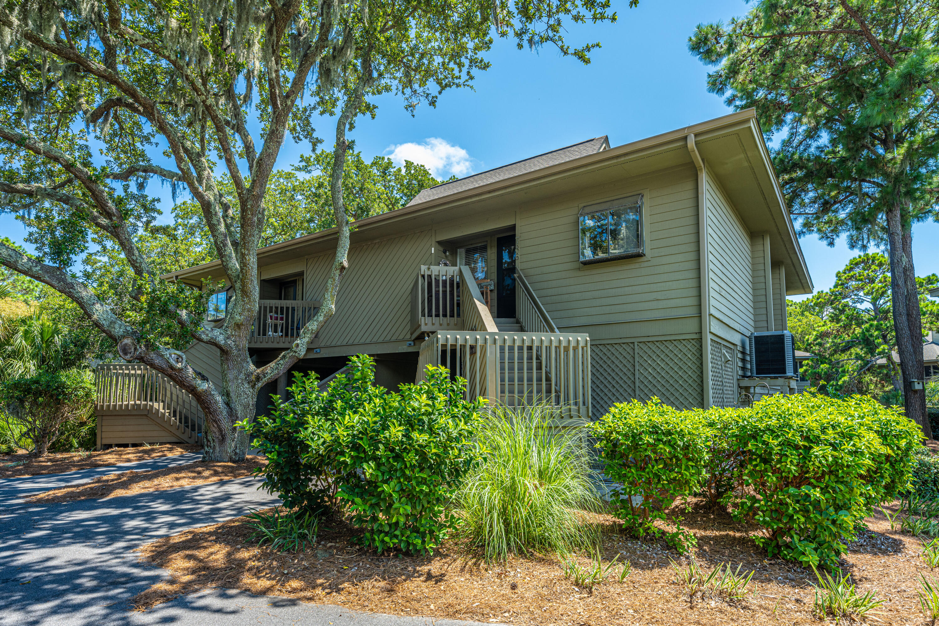 786 Summerwind Circle